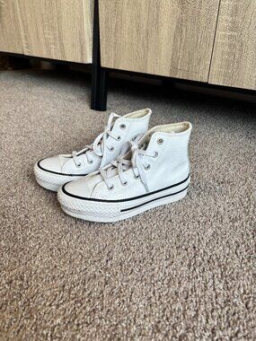 SIZE 12 Converse Chuck Taylor All Star Platform White Leather High Top Youth